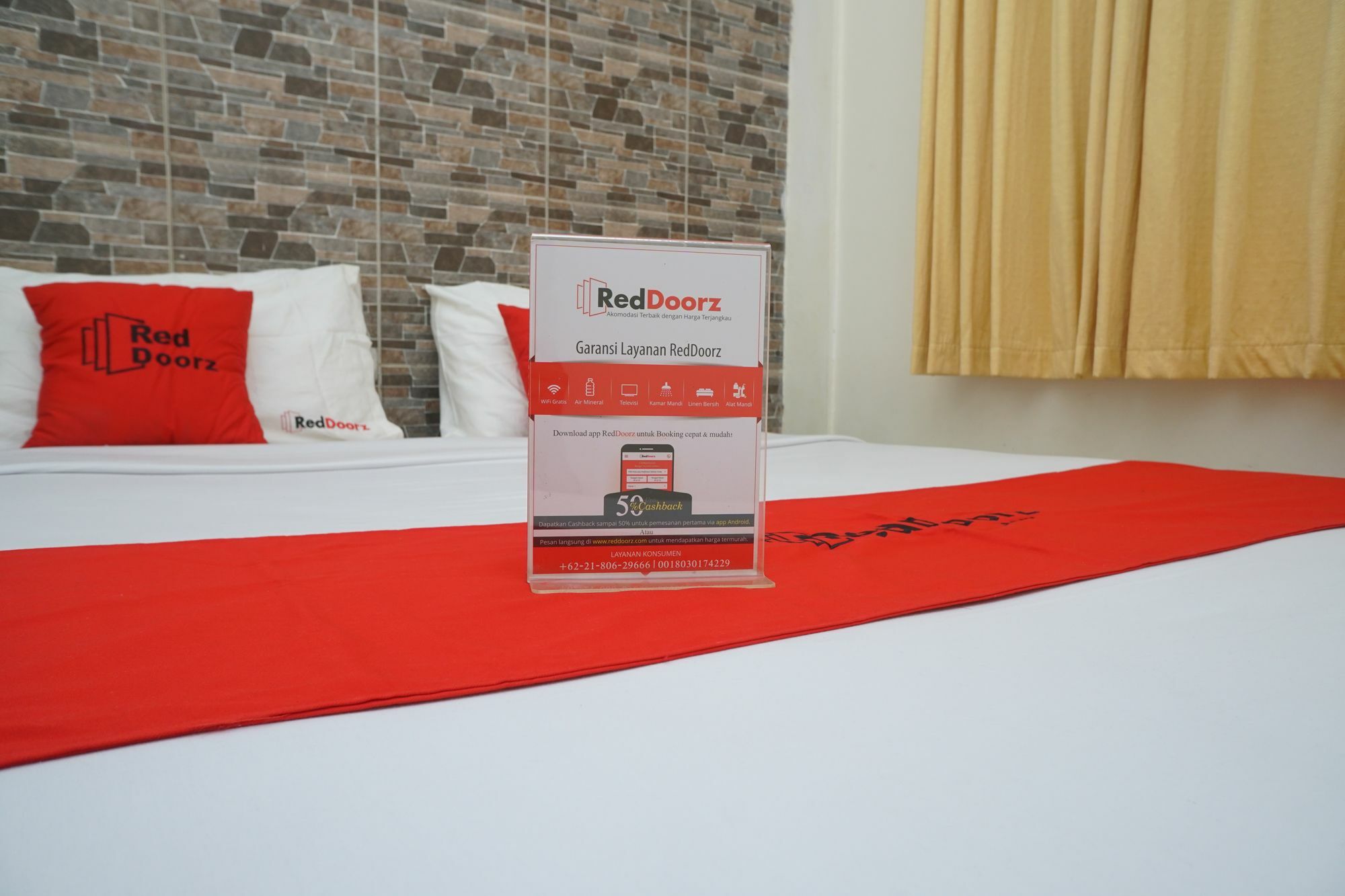 Reddoorz Plus @ Ciumbuleuit Area บันดุง ภายนอก รูปภาพ